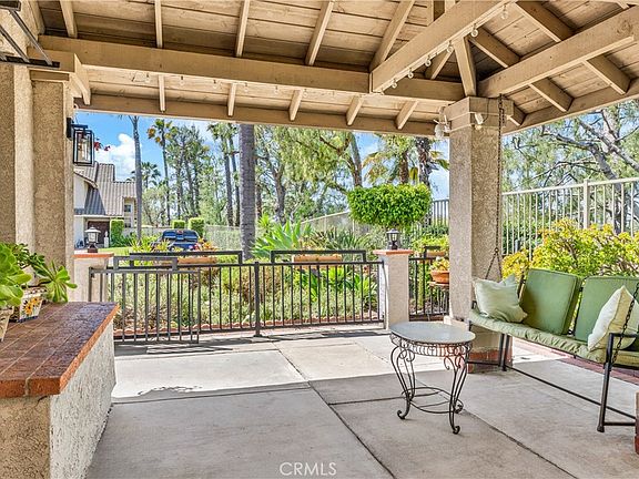2nd image of 26292 Rosa St