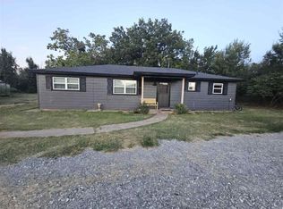 102 S East Ave, Sterling, OK 73567