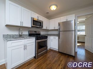 1922 W Pratt Blvd APT C4, Chicago, IL 60626