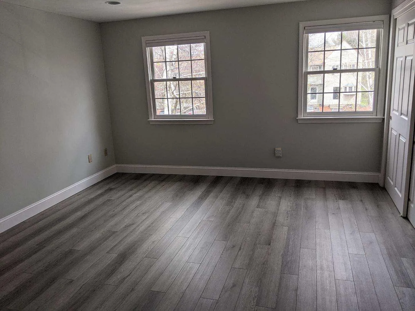 817 Fox Hollow Dr — Photo 3