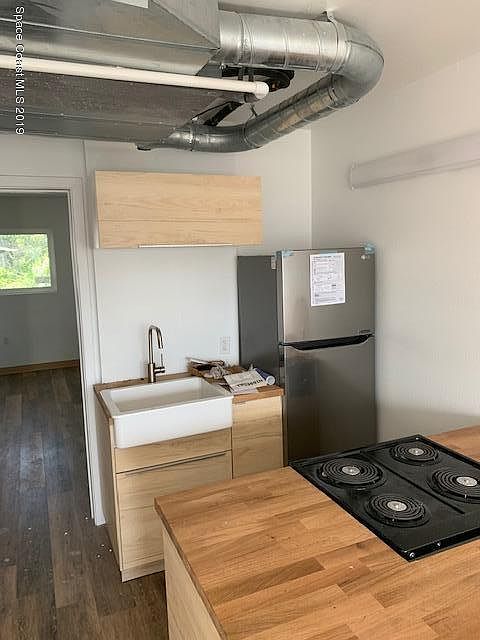 1st image of 2421 Stone St #205