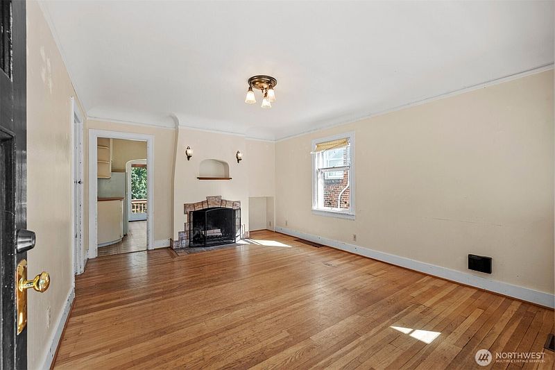 3rd image of 1718 NE 88th Street
