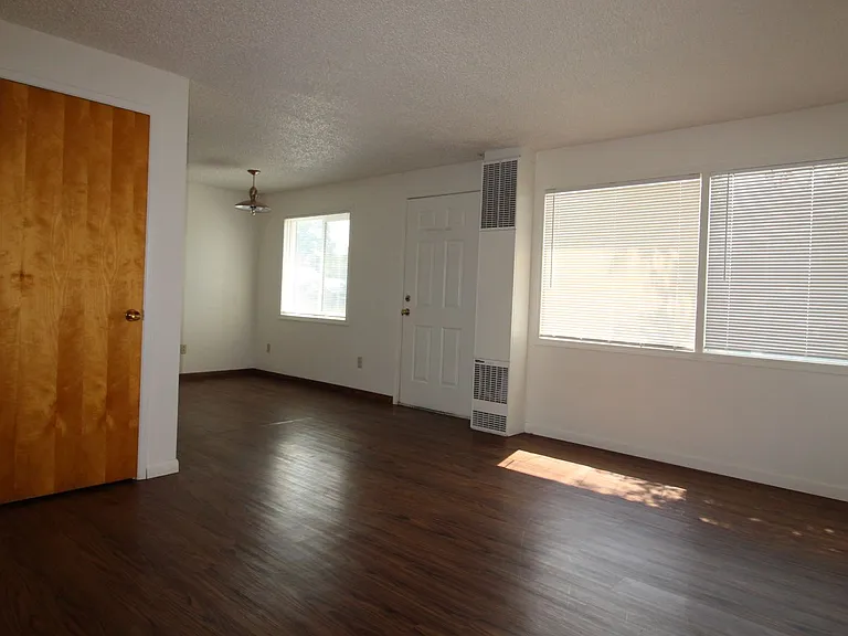 605 Fulton St — Photo 9