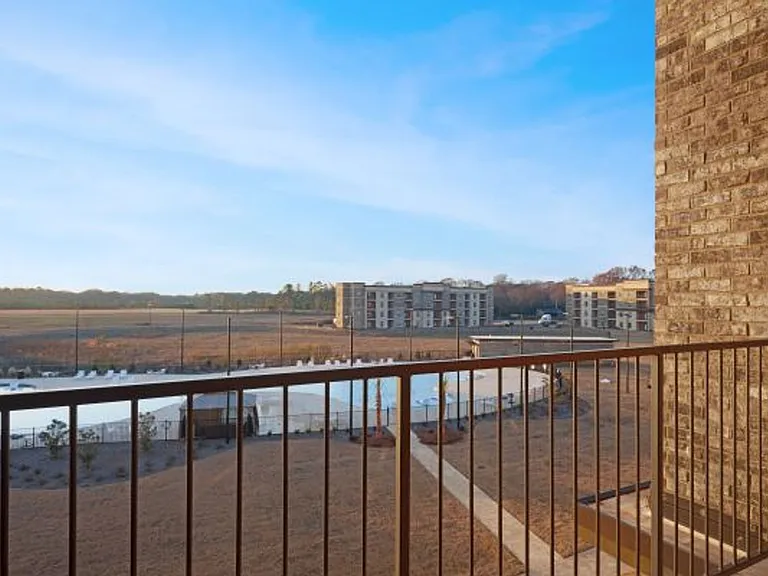 Joy Park Luxury Apartments — Photo 55
