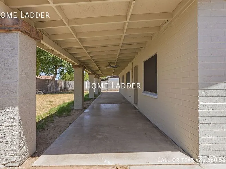 300 S Monterey St — Photo 23