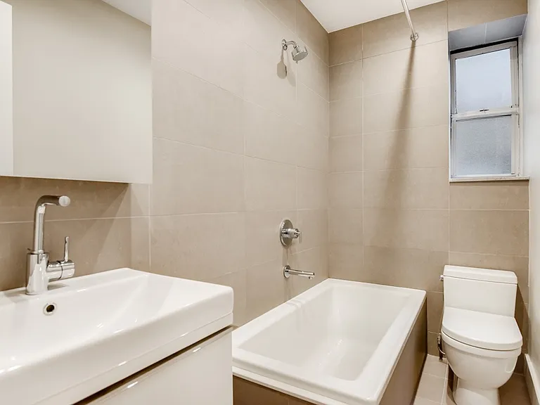 805 Saint Marks Ave #B4E — Photo 3