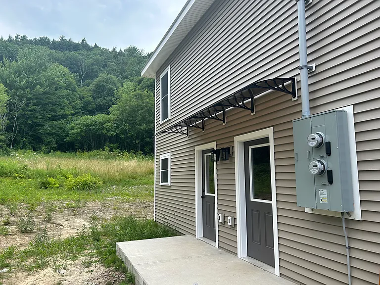 454 Bristol Rd — Photo 17