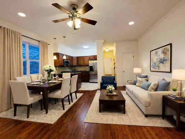 40-46 West 20th Street image 1 of 23