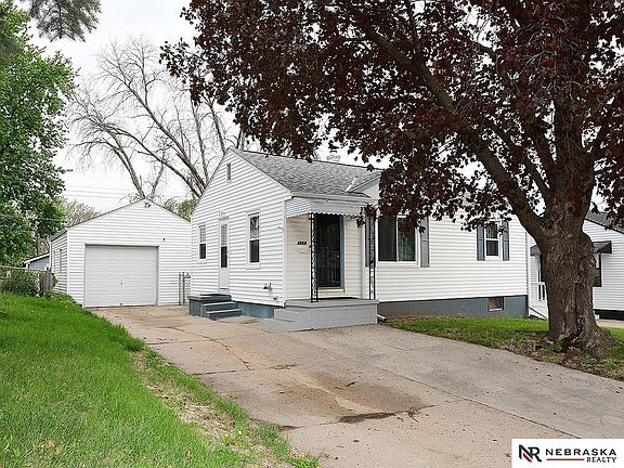 4th image of 4864 S 51st St