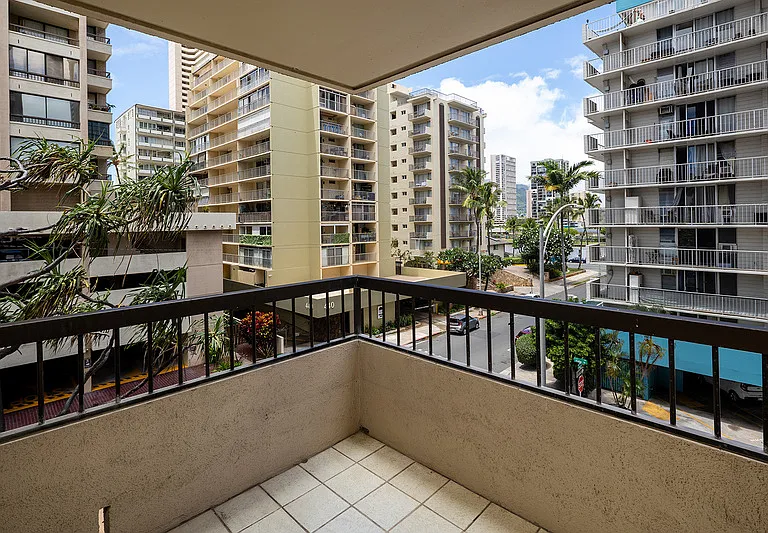 2215 Aloha Dr #4J — Photo 9