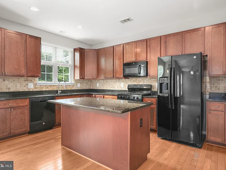 1 Doria Hill Dr — Photo 9