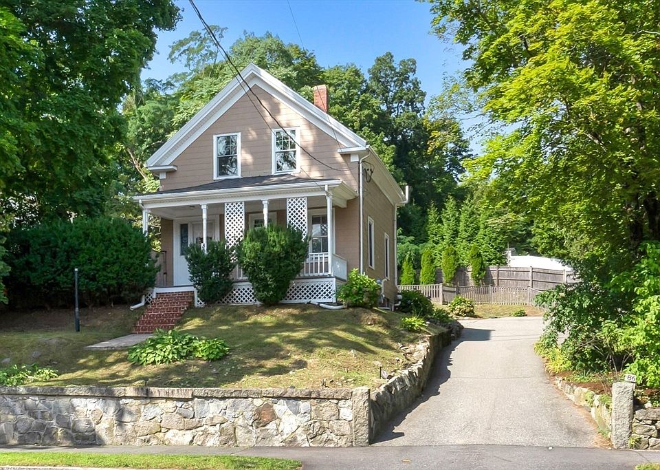 1st image of 868 Main St