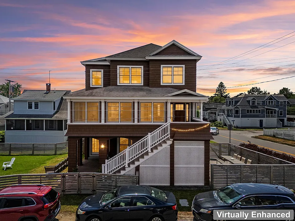 17 Ancona Ave
