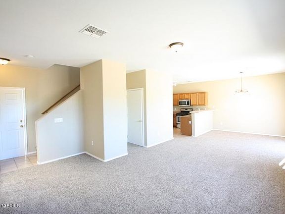 3rd image of 3732 E Drexel Manor Sv