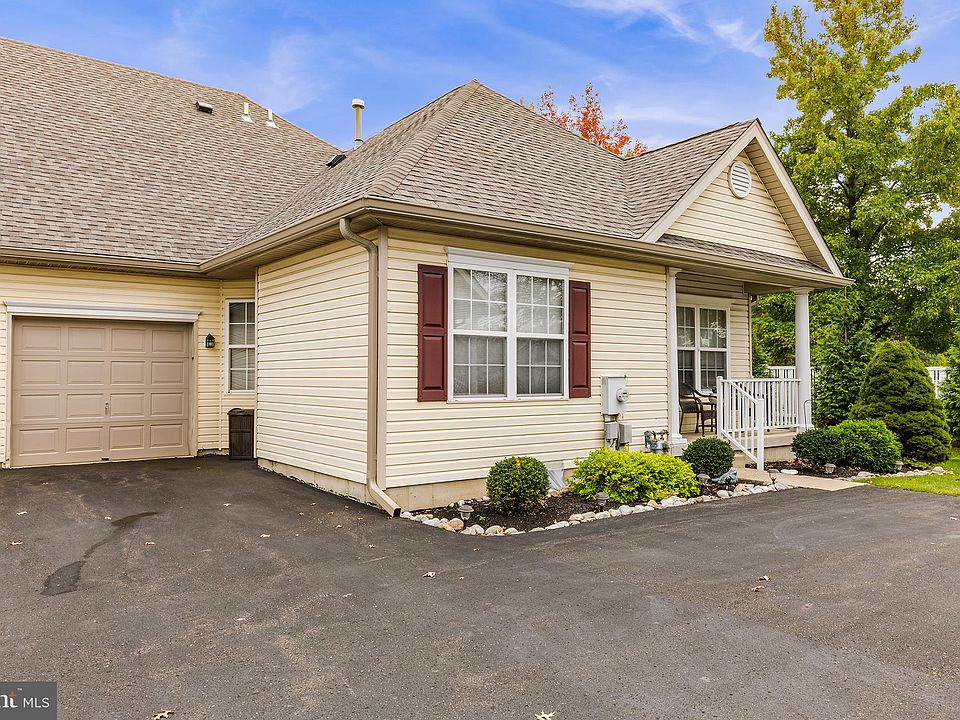 32 Regents Ct, Bensalem, PA 19020 Zillow