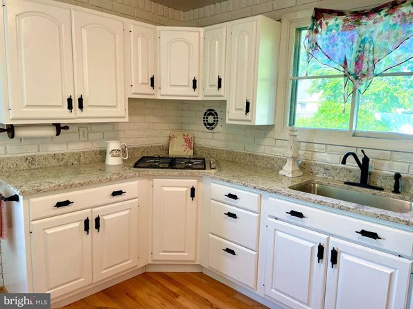 1806 Norfolk Rd, Glen Burnie, MD 21061
