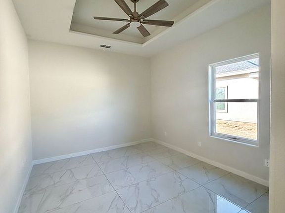 3rd image of 903 La Laguna Rd