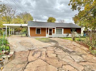 428 E Ragley St, Henderson, TX 75654