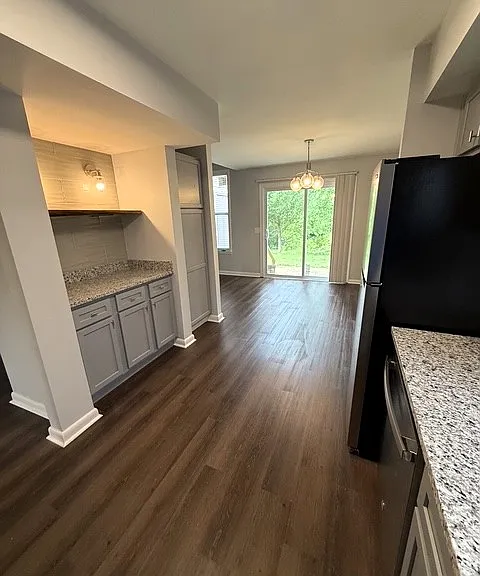 502 Clubhouse Ct — Photo 13