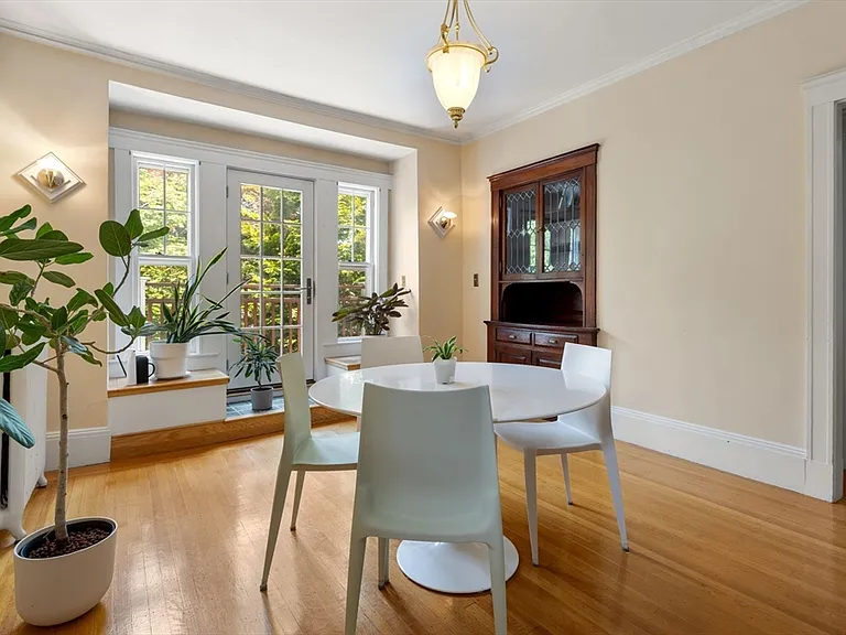 15 Myrtle St #2 — Photo 11