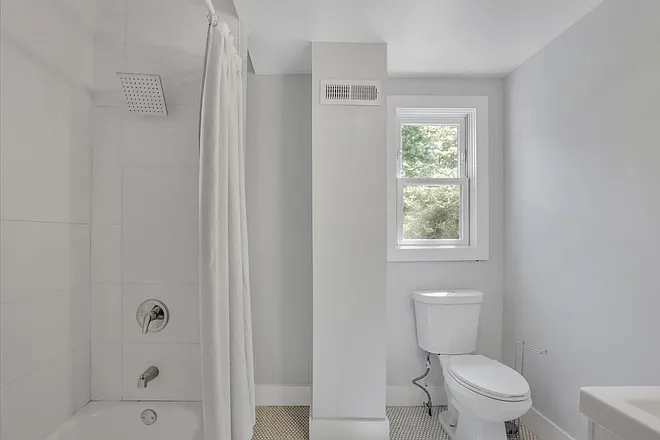 250 Sisson Ave #2 — Photo 18