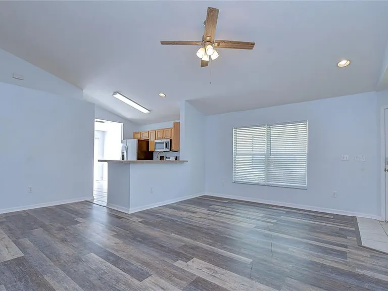 6010 Skylarkcrest Dr — Photo 7