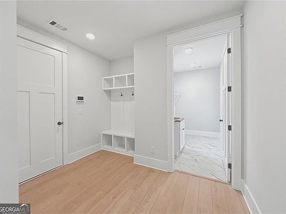 4th image of 115 Palisade Dr