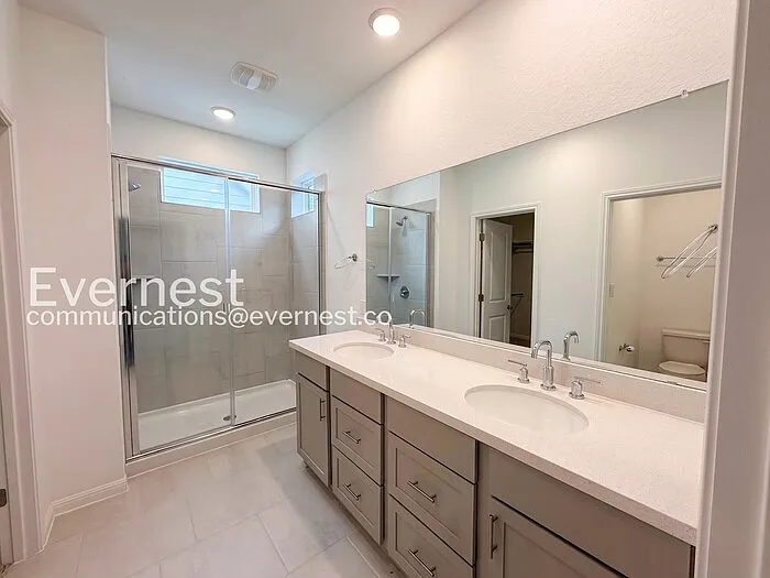 1517 Iberville Dr — Photo 9