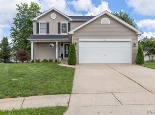 1638 Homefield Meadows Dr, O'Fallon, MO 63366