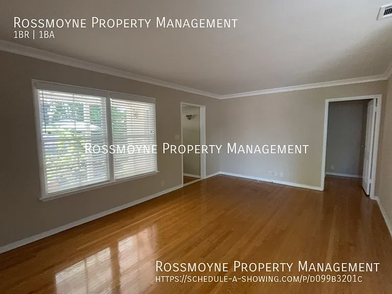 4413 Ledge Ave — Photo 2