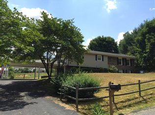 124 Hideaway Hills Rd, Gray, TN 37615