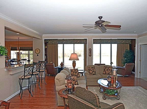 3rd image of 12790 Timber Creek Dr
