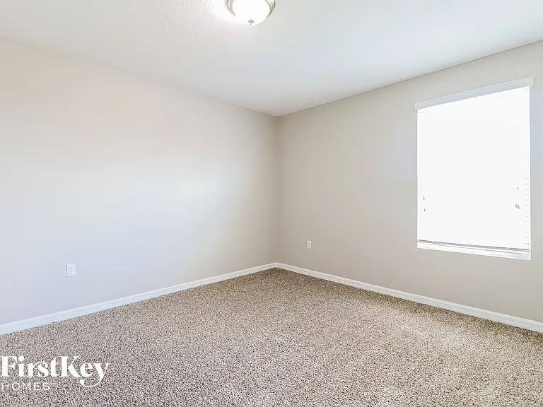 3816 Crystal Dew St — Photo 11