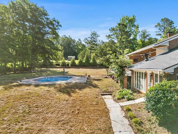 4 bed, 4.5 bath, 4252 sqft, $3,500 — Photo 4