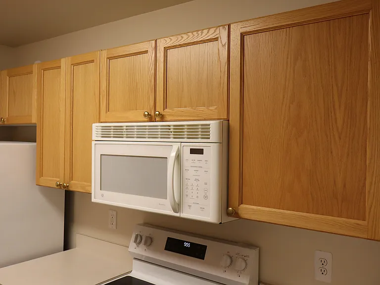 4580 Berkshire Dr — Photo 19