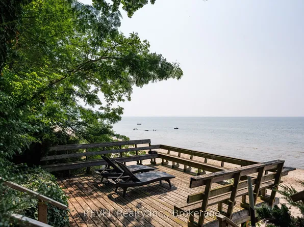 1321 Kam Rd, Fort Erie, ON L2A 5W5