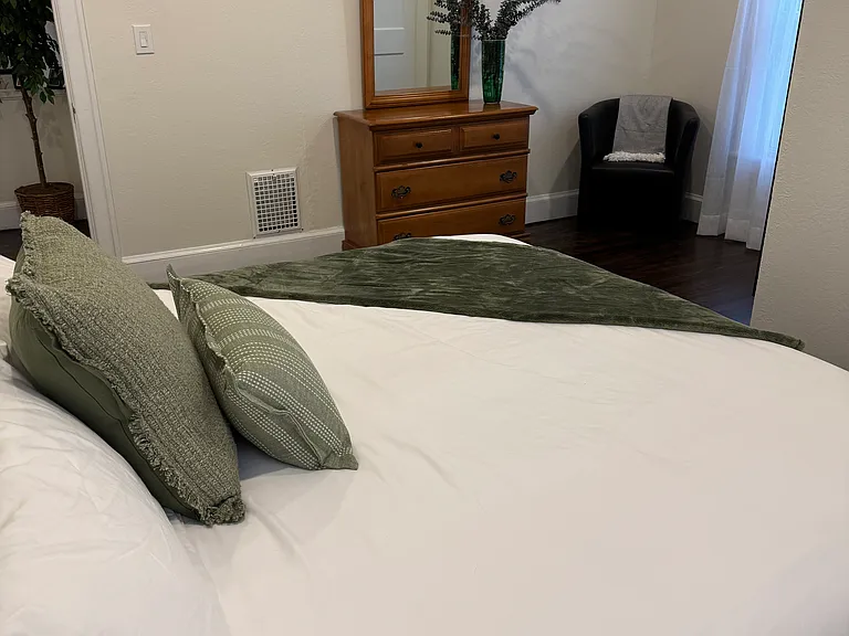 3 Wisteria Ave — Photo 9