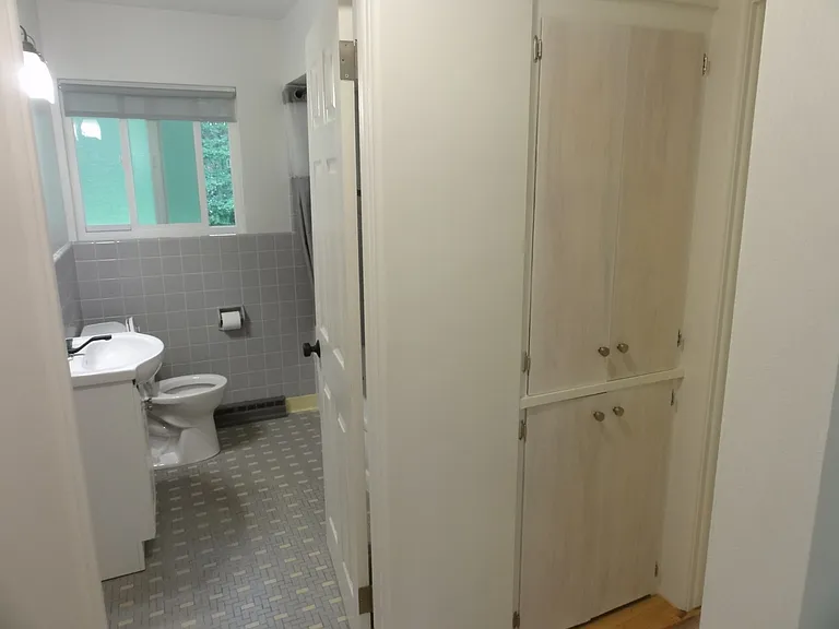 full bath