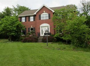 1016 Manor Vue Ct, Delmont, PA