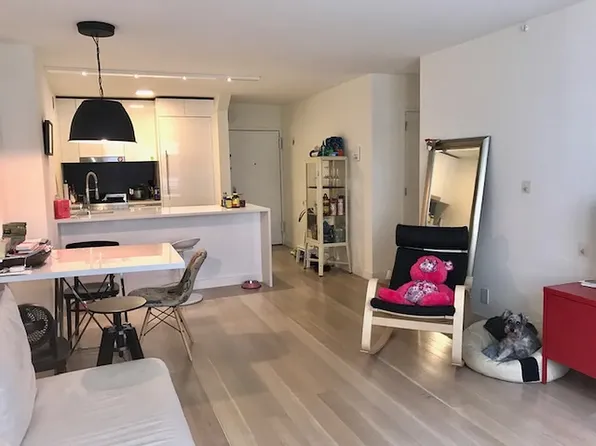301 West 53rd Street 3I image 2 of 12