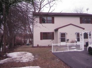 10A Clifford Rd, Menands, NY 12204