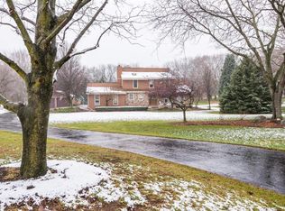 8727 Sleepy Hollow Dr, Saline, MI