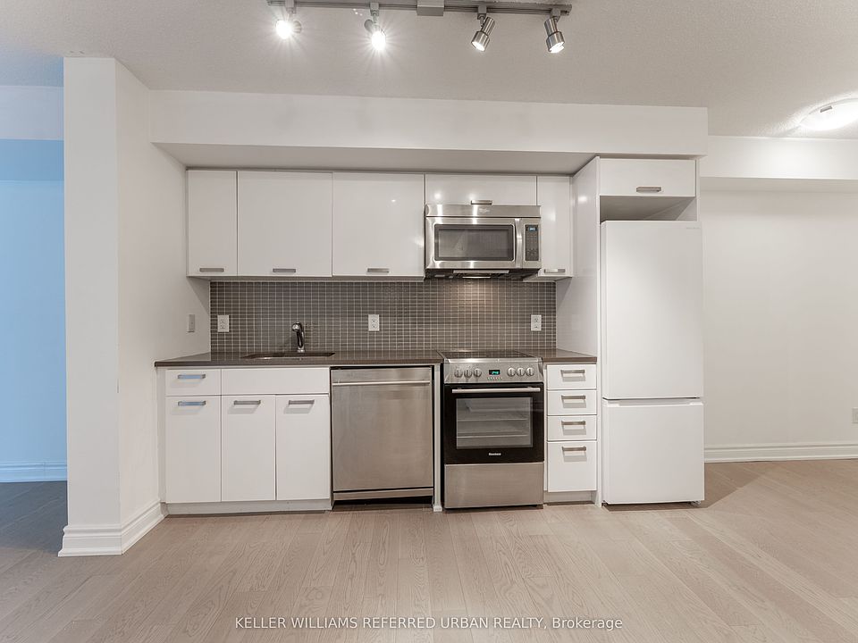 1st image of 295 Adelaide St W #201