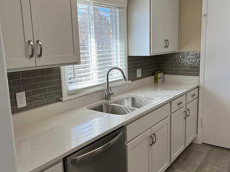 510 S 38th St #3 — Photo 9