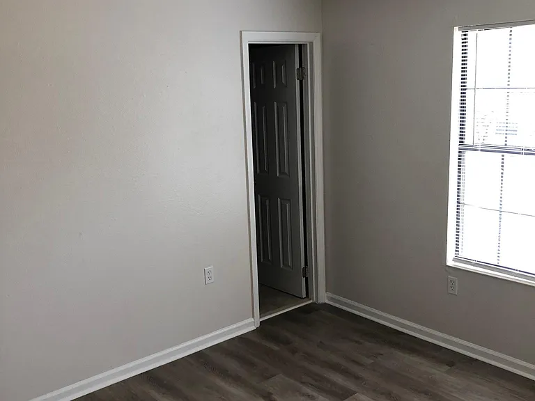 7703 Falcon Rest Cir #7703 — Photo 20