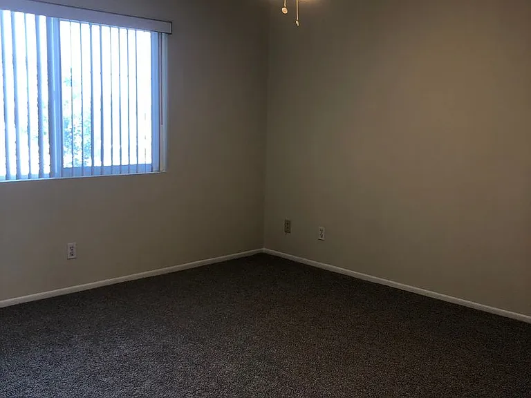 8362 Atlanta Ave — Photo 19