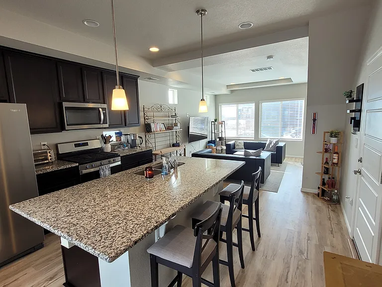 9172 Baltin Ct — Photo 4