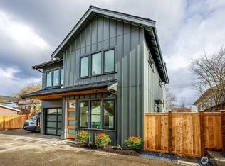 8319 25th Ave NW, Seattle, WA 98117