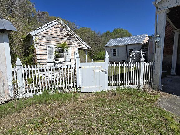 12th image of 2083 Harvey Point Road