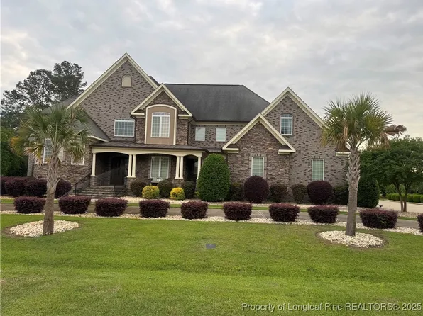 1033 Wild Pine Dr, Fayetteville, NC 28312